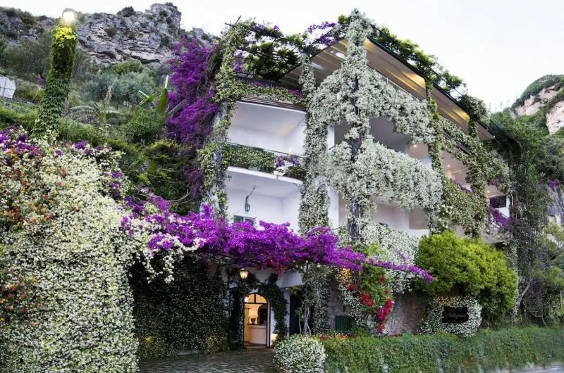 Pellegrino Hotel 3*