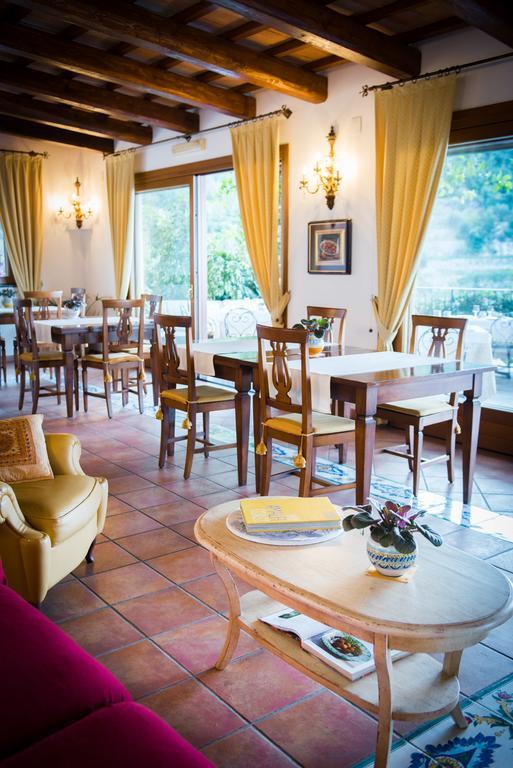 Pellegrino Hotel 3*